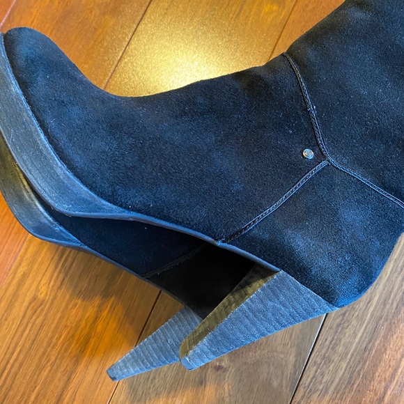 Women’s Rockport suede tall boots- Final price ! - Picture 3 of 11